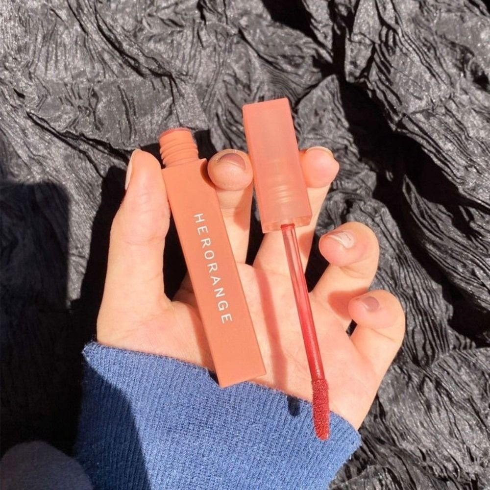 Nouveau gloss à lèvres mat eff - Matte Velvet Lip Tint Long Lasting avis et prix
